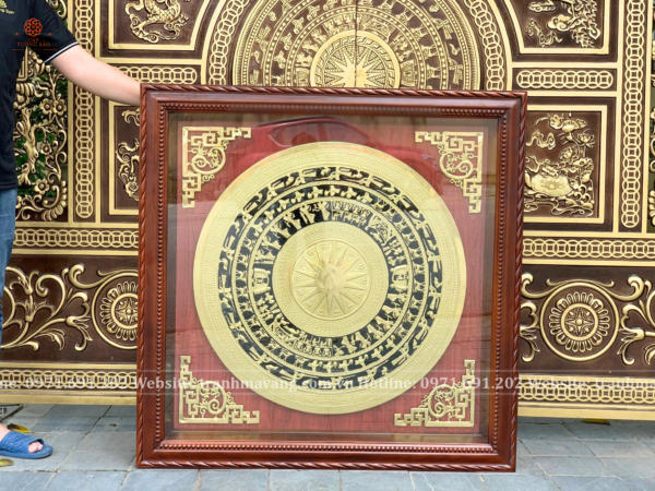 tranh đồng với nội thất